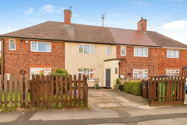 3 bed property, in Tunstall Crescent, £190,000