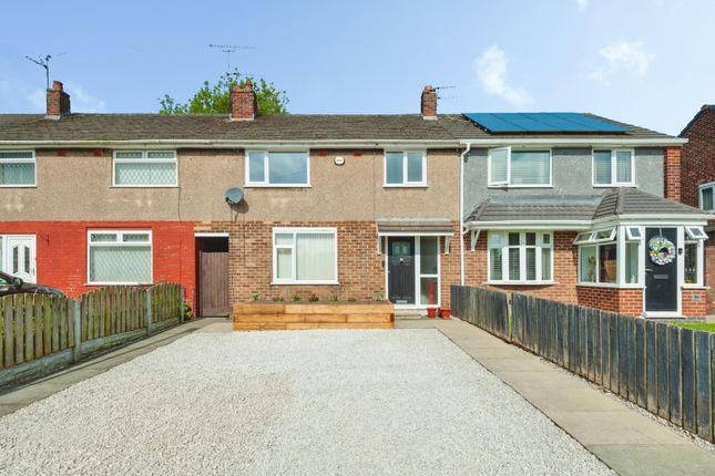 3 bed property, in Luther Grove, £140,000