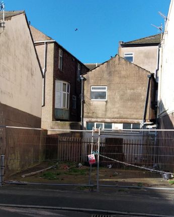 Studio, in Bolton Street, £32,000