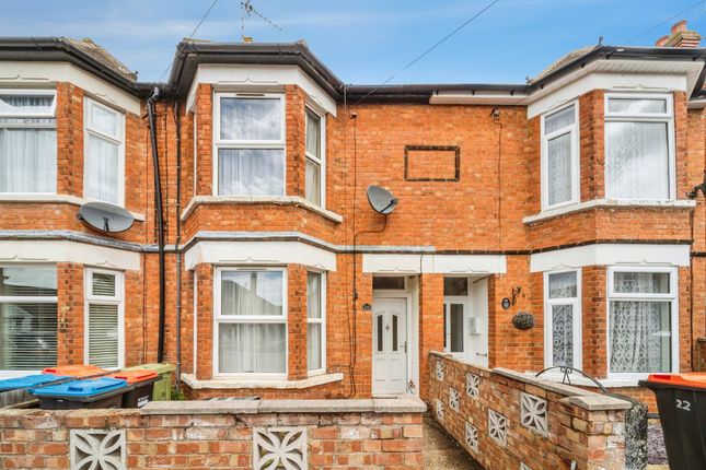 3 bed property, in Western Road, £250,000