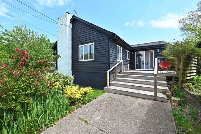 3 bed property, in Old Harbour Farm Lane, £518,000