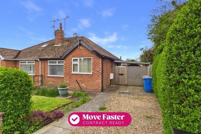 2 bed property, in The Mount, £165,000
