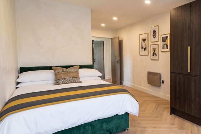 Studio, in NG9, £999,999