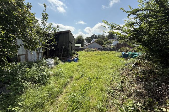 Studio, in Maesyfelin, £135,000