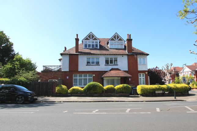 3 bed property, in Teignmouth Road, £779,000