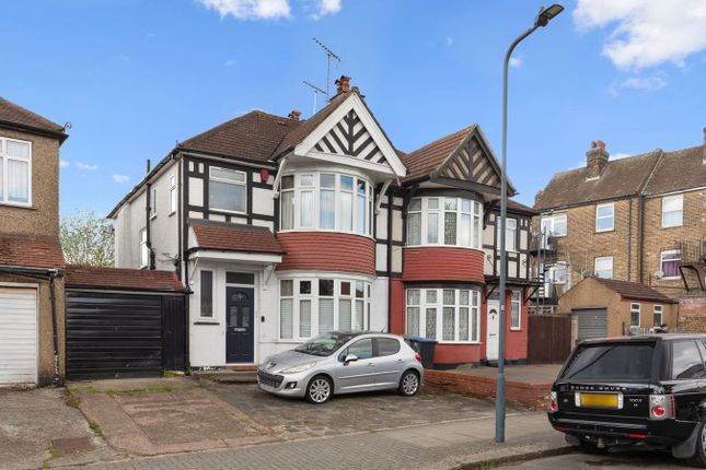 3 bed property, in Churchill Avenue, £725,000