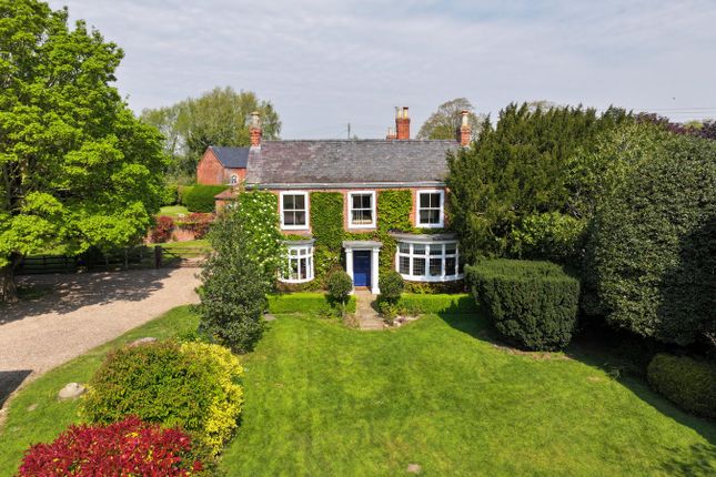 4 bed property, in Main Road, £715,000