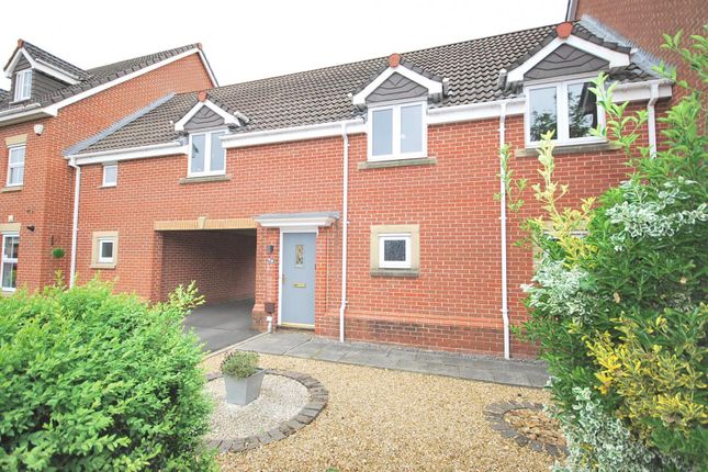 2 bed property, in Westhoughton, £185,000