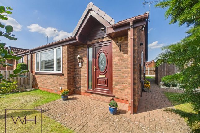 2 bed property, in Malvern Avenue, £210,000