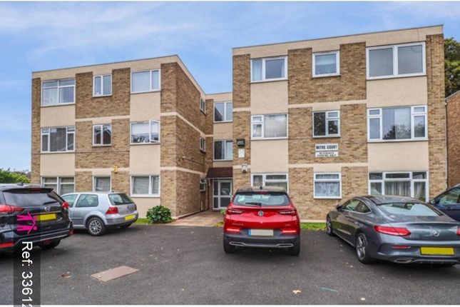 2 bed property, in Picardy Road, £259,500
