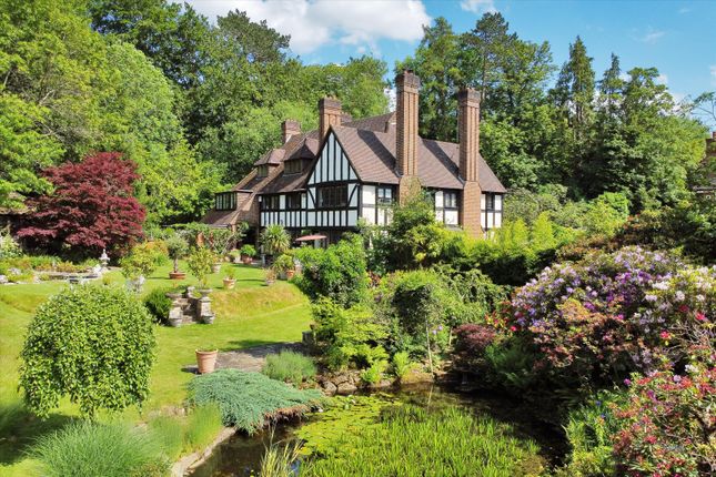 8 bed property, in St. Botolphs Road, £2,750,000