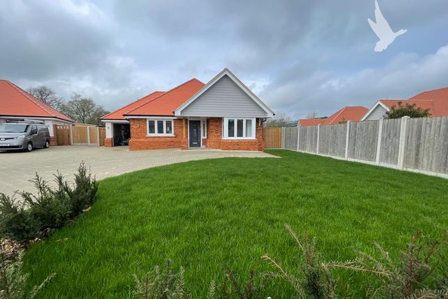 3 bed property, in Springwood Close, £625,000