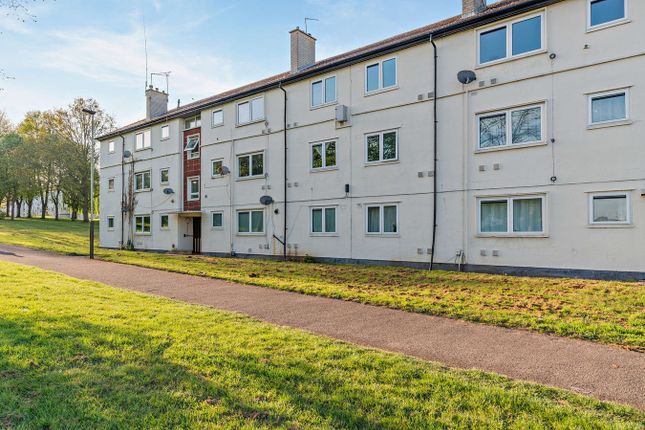 2 bed property, in Glenhills Boulevard, £115,000