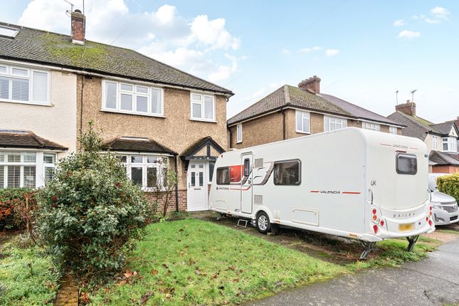 3 bed property, in Grange Road, £460,000