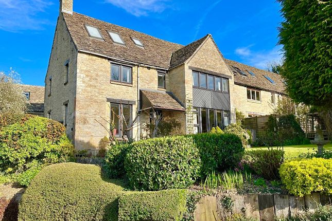 6 bed property, in Point Road, £1,100,000