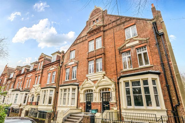 3 bed property, in Adelaide Avenue, £800,000