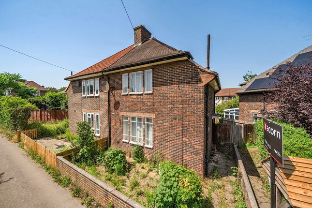 3 bed property, in Southend Lane, £400,000