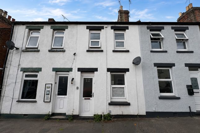 3 bed property, in Hamilton Street, £150,000