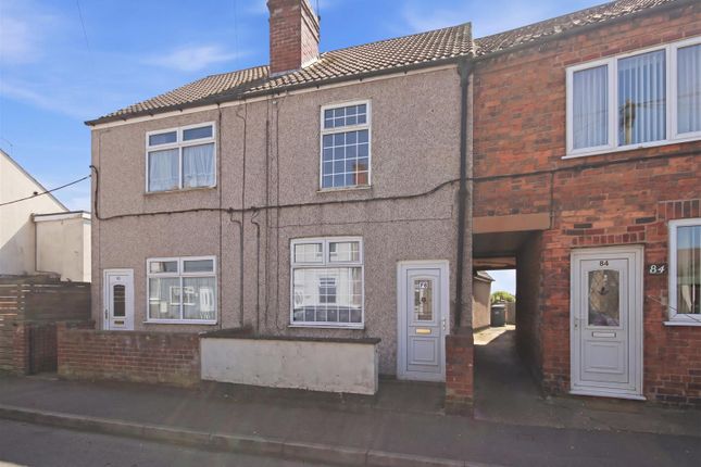 2 bed property, in Selwyn Street, £120,000
