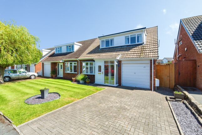 4 bed property, in Bunbury Drive, £295,000