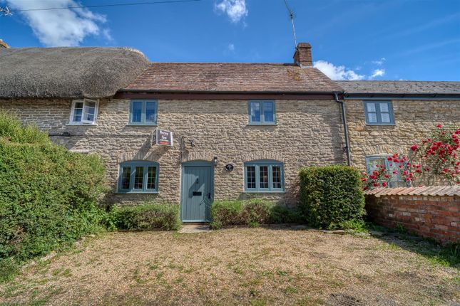2 bed property, in Partway Lane, £300,000