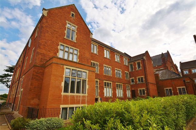 1 bed property, in King Edward House, £450,000