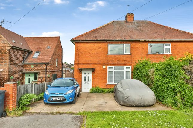 3 bed property, in Swingate, £220,000
