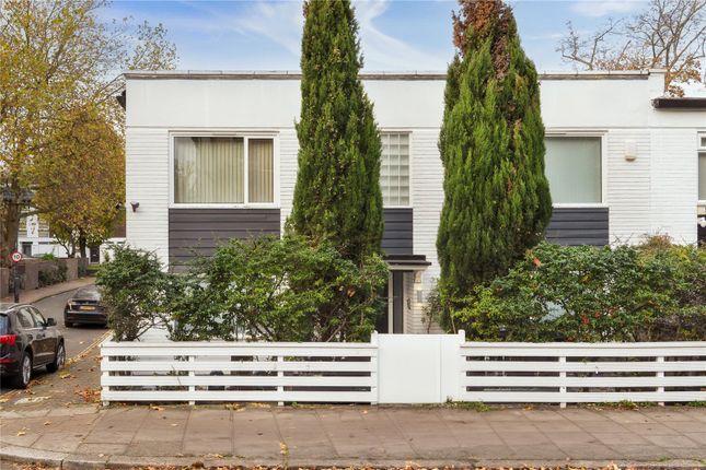3 bed property, in Hawtrey Road, £3,000,000