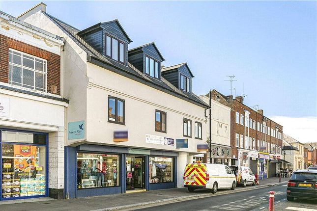 1 bed property, in Guildford Street, £165,000