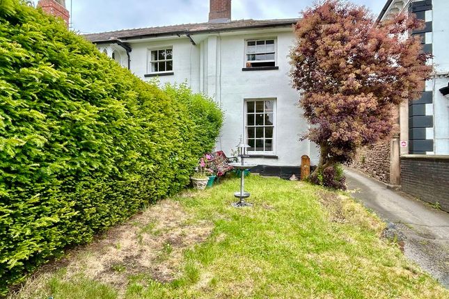 4 bed property, in Chetwynd End, £300,000