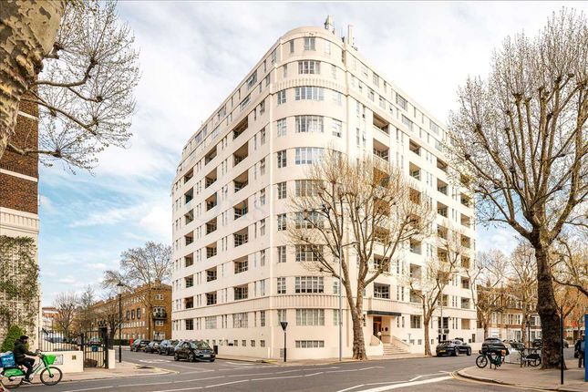 Studio, in Sloane Avenue Mansions, £325,000