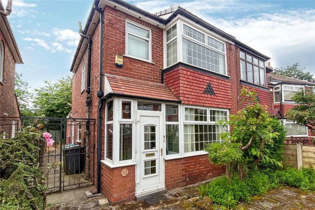 3 bed property, in Shirley Avenue, £220,000