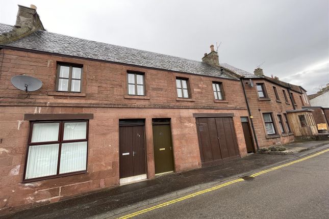 1 bed property, in 37 High Street, £110,000