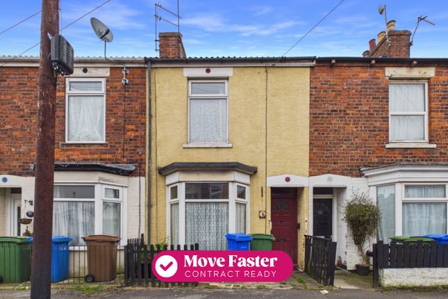 2 bed property, in Edward Street, £90,000