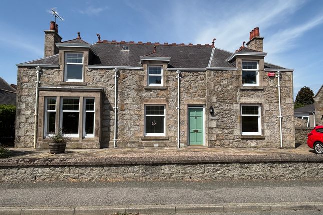5 bed property, in Gladstone Road, £340,000