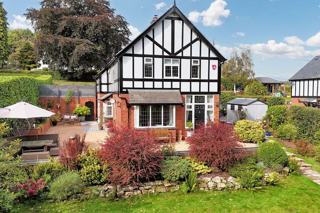 4 bed property, in Chase Lane, £750,000