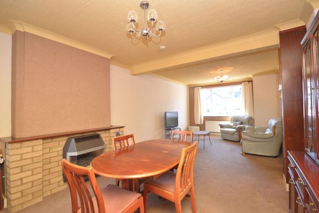 3 bed property, in Darlinghurst Road, £290,000