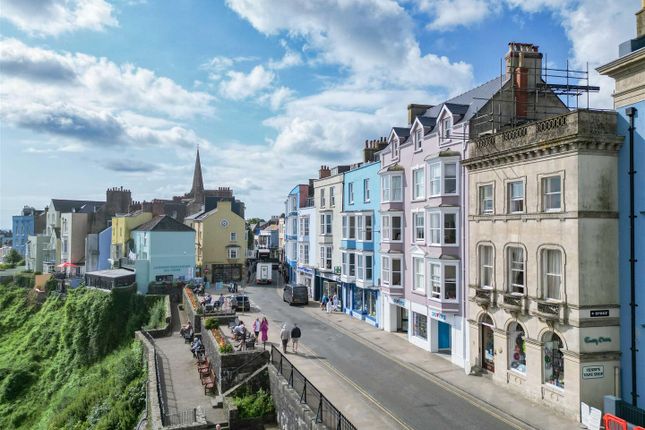 4 bed property, in High Street, £1,250,000