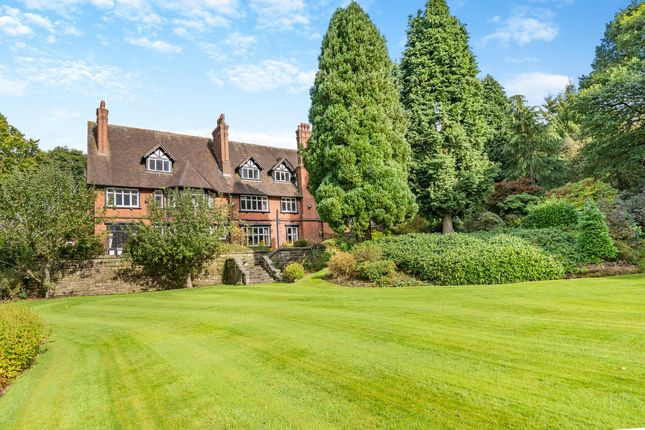 7 bed property, in Idlerocks Moddershall, £1,250,000