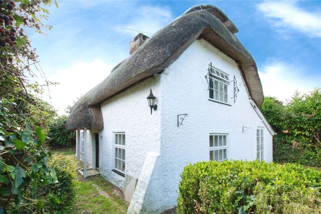 2 bed property, in Ringwood Road, £425,000