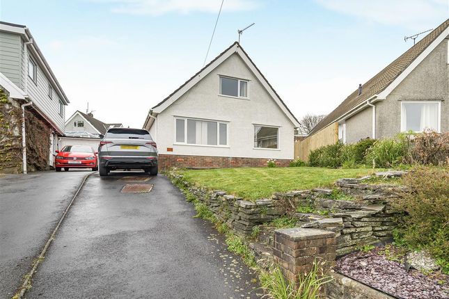 3 bed property, in Keats Grove, £300,000