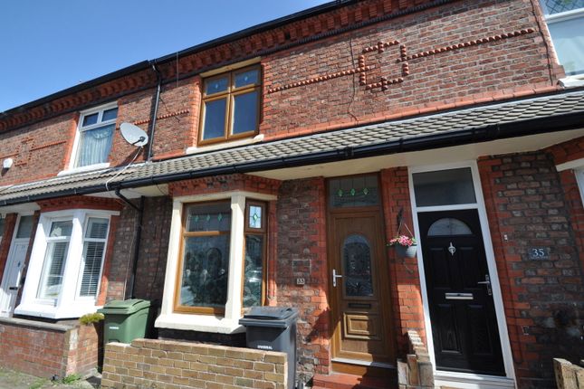 2 bed property, in Liscard Grove, £145,000