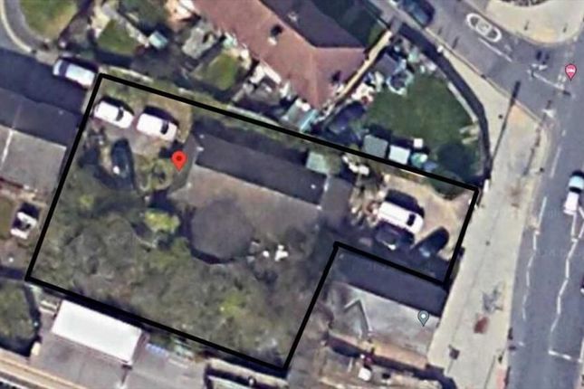 5 bed property, in A Tyrell Close, £850,000