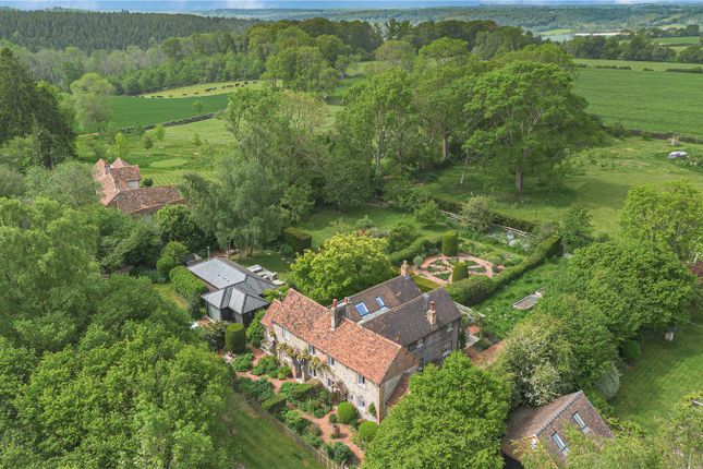 6 bed property, in Turville Heath, £2,850,000