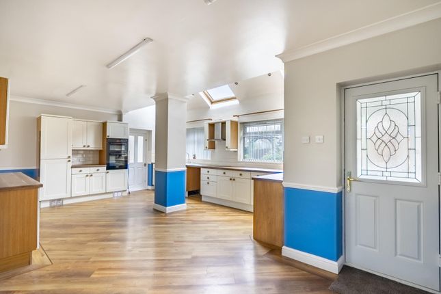 6 bed property, in Leven Road, £550,000