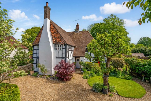 3 bed property, in West Meon, £1,075,000