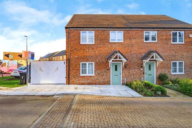 3 bed property, in Weltmore Road, £400,000