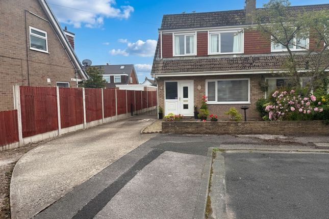 3 bed property, in Newark Place, £225,000