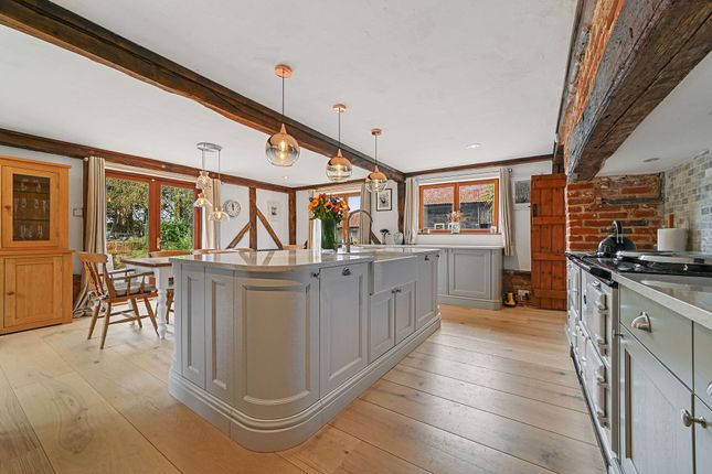 5 bed property, in Framlingham, £900,000