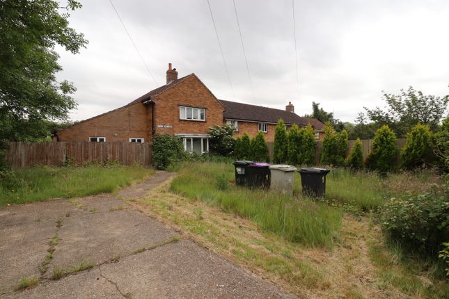 3 bed property, in Mill Lane, £135,000